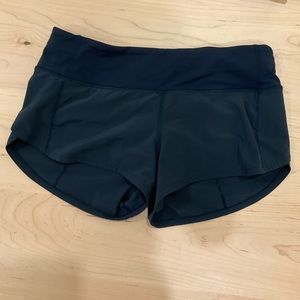 Lululemon Speed Up Lined Short 4" (Navy, Size 4). Elastic wear/ damage!